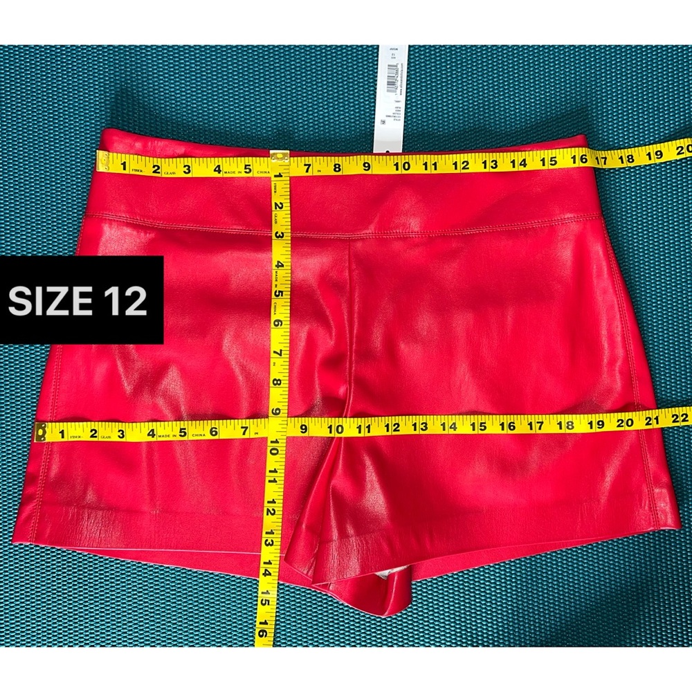 Alice + Olivia Donald Red Vegan Leather Wide Waistband Shorts - Picture 13 of 16